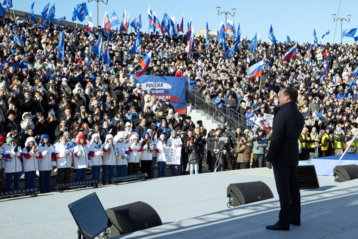 Статья пресс-службы Минераловодского местного отделения ВПП «Единая Россия»: «Вместе! За Россию!»: «Единая Россия» провела по всей стране митинги-концерты».